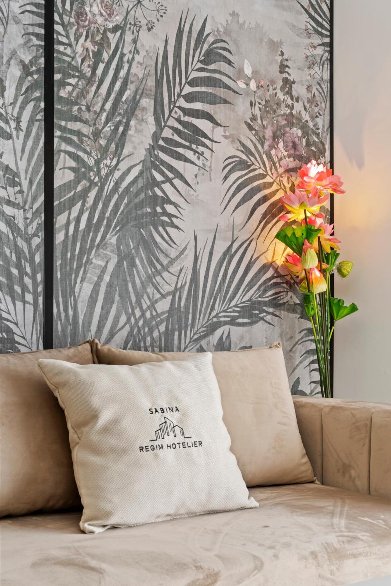 Apartamento Unique Royal 28 *